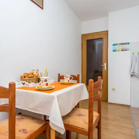 Diana Apartment