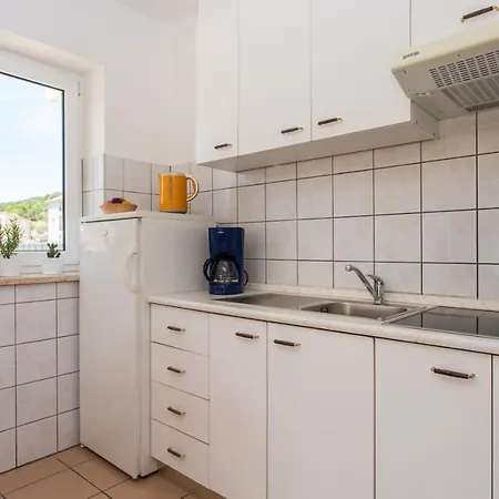 Apartments Diana * Baska (Krk)