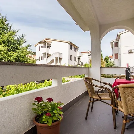 Apartments Diana Baska (Krk)
