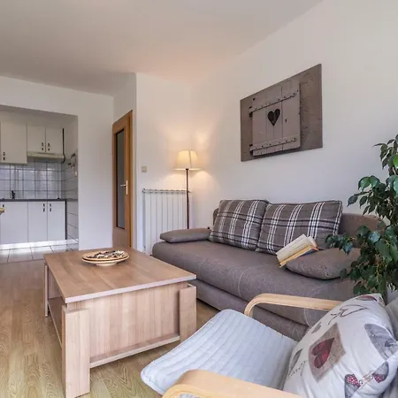 Apartment Apartments Diana Baska (Krk)