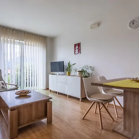 Apartments Diana Apartment Baska (Krk)